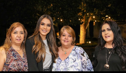  Sofía Carrillo, Paulina Rodríguez, Dolores Pro y Ana Fonte.