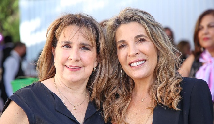  Marisol Hernández y alicia de Alva .
