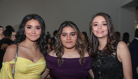   Montse, Camila y Montse.
