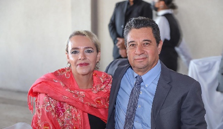  Noé Roble y Gabriela Trujillo.
