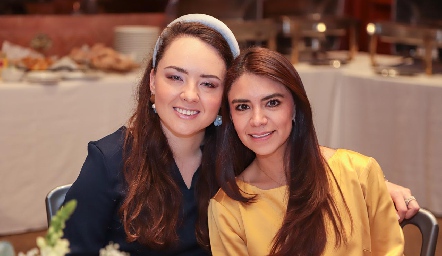  Silvana Castro y Gladys Castro.
