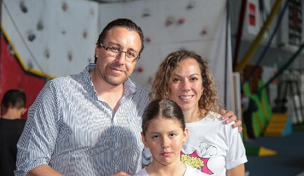  David García, Marcela Guevara y Mariana García.