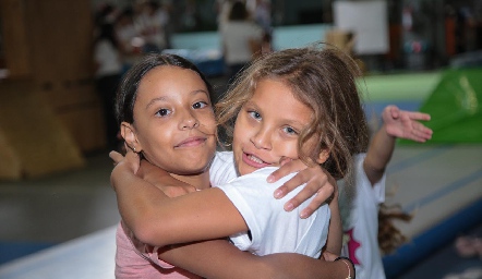 Regina y Katia .