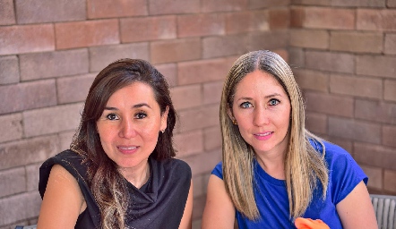  Silvia Vázquez y Paola Moreno .