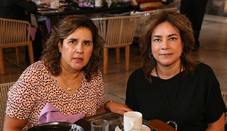  Graciela Torres y Luz Gabriela González.