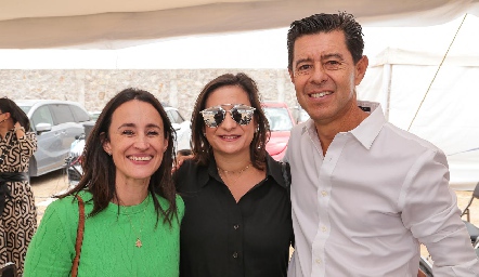  María Fernanda del Castillo, Mari Tere Cadena y Andrés Martínez.