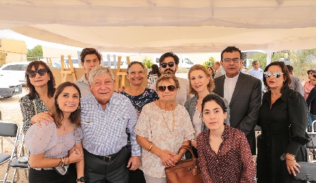 Familia Cadena.