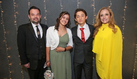  Marco Vera, Caro Carmona, Marco Vera y Yolanda Tapia.