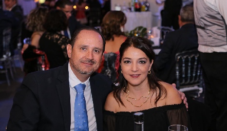  Manuel Toledo y Adriana Calderon.