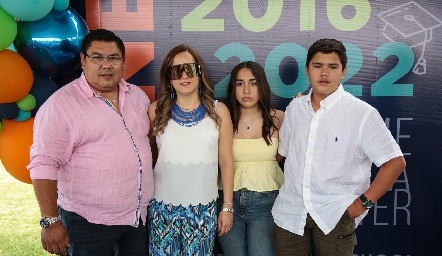  Familia Martínez Quezada.