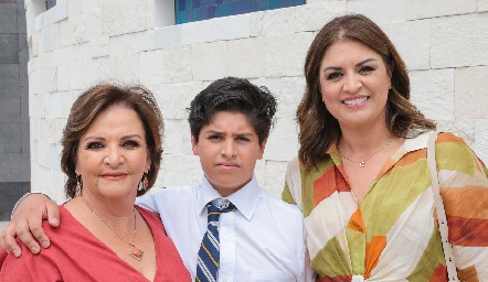  Claudia, Mauricio y Magdalena de la Garza.