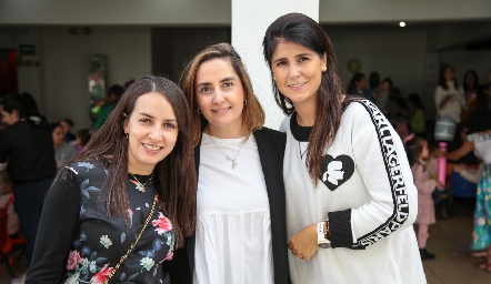  Sandra de la Garza, Gaby Pérez y Fernanda Solórzano.