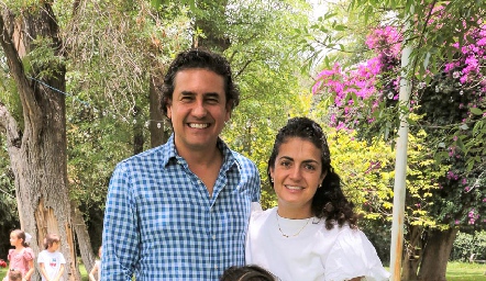  Alejandro Oropeza, Sofía Oropeza y Ana Sofía Velázquez.