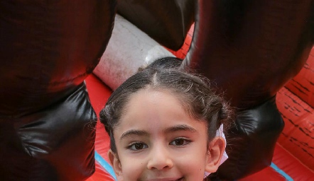 Ana Paula Ávila.