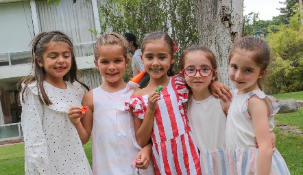  Sofía Oropeza, Carlota, Annia, Eisa y Sofía.