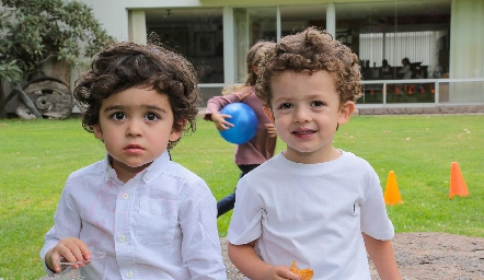  Gastón Valdez y Diego.