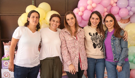  Montse Ramírez, Lourdes Gómez, Rocío Muriel, Jacky Villalba y Maricarmen Mejía.