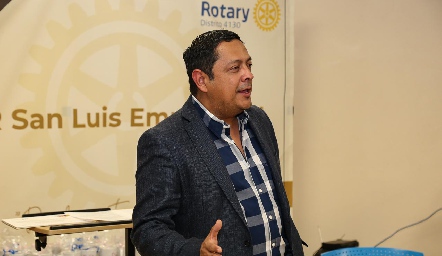  Entrega de equipo médico al Hospital del Niño y la Mujer.