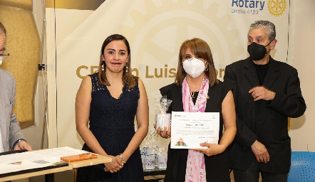  Entrega de equipo médico al Hospital del Niño y la Mujer.