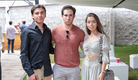 César Anaya, Daniel Quintanar y Natalia Gaviño.