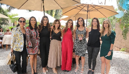 .Martha Morales, Lorena Hernández, Montse Orozco, Bibi Perea, Maga Nieto,Gabriela Suárez y Patricia González.