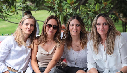 Isabel Martí, Viviana Navarro, María Espinosa y Jimena Ibarra .