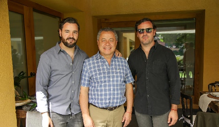  Luis Alberto Mahbub, Lisandro Bravo y Luis Antonio Mahbub.