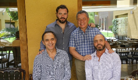  Héctor Mahbub, Luis Alberto Mahbub, Lisandro Bravo y Jeppo Mahbub.