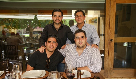  Mauricio Mahbub, Rodrigo Villasana, Mauricio Motilla y José Carlos Mahbub.