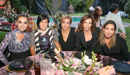  Flor Hernández, Silvia Noriega, Karina Ramos, Alejandra Güemes y Cecilia Limon.