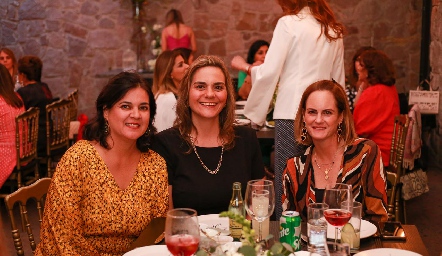  Cynthia Sánchez, Claudette Mahbub y Rocío Gómez.