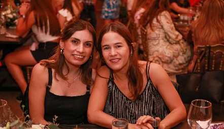  Ana Sofía Rodríguez y Montse Barral.
