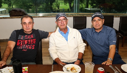  Javier Alcalde, Federico Meade y Víctor Ortiz.