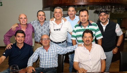  Tomás Alcalde, Gerardo Valle, Ariel Álvarez, Pepe Maza, Héctor Gutiérrez, Jaime Delsol, Oscar Silos, Gustavo Patiño y Dagoberto Castillo.