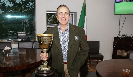  Gerardo Valle, campeón.