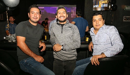  Emmanuel Gutierrez, Gerardo Torres y Jorge Hermosillo.