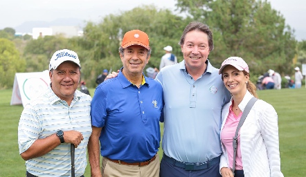  Mauricio Carbajo, Jorge Alfaro, Fernando Lemenmeyer y Claudia.