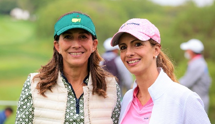  Rosalba Papacostas y Claudia Gómez.