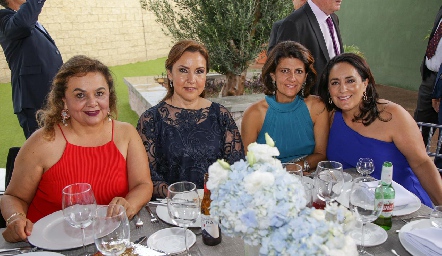  Tita Aguillón, Claudia González, Pilar Lázaro y Laura Rodríguez.