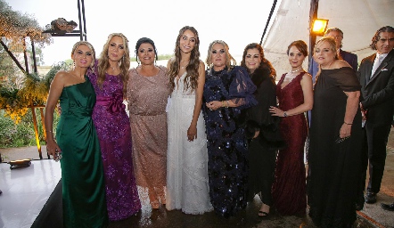  La novia con las amigas de su mamá, Oli de Abud, Claudia Hermosillo, Diana Reyes, Paulina Rodríguez, Carla Serna, Begoña Cuanda, Ale Orozco y Sole Piñero.