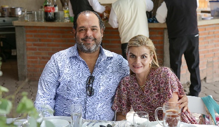  Miguel Gutiérrez y Erika Matuk.