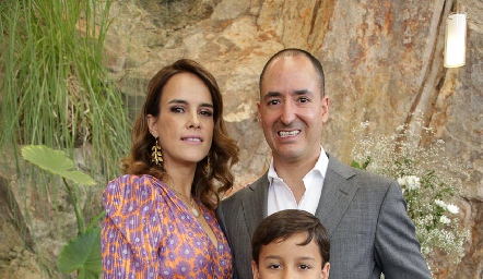  María Sotomayor, Carlos, María y Mau Valdés.
