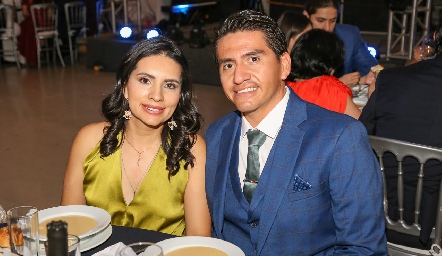  Adriana Vazquez y Erick Ponce.