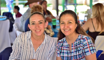 Claudia Marroquín y Nereida Anaya .