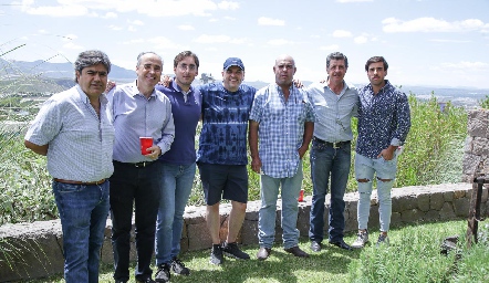  Francisco Leos, Alejandro Navarro, Erick Eichelmann, Edgar Eichelmann, Jaime Ascanio, Carlos Malo y Alejandro Navarro.