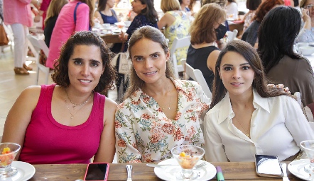  Mariana de Luna, Miriam García y Miriam Ortiz.