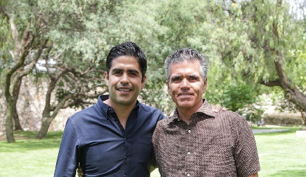  Mauricio y Luis Motilla.
