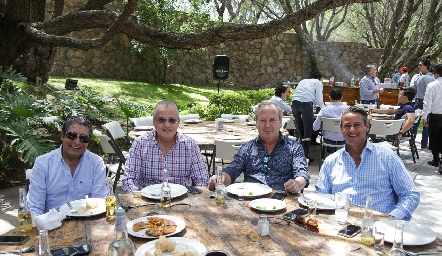  Antonio Sandoval, Carlos Brueggeroff, Fernando Foyo y Manuel González.