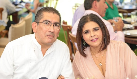 Gerardo Bocard y Patricia Valadés .