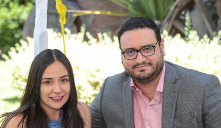 Magdalena Villegas y Alejandro Flores .